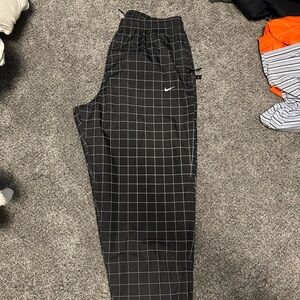 Patterned Nike jogger